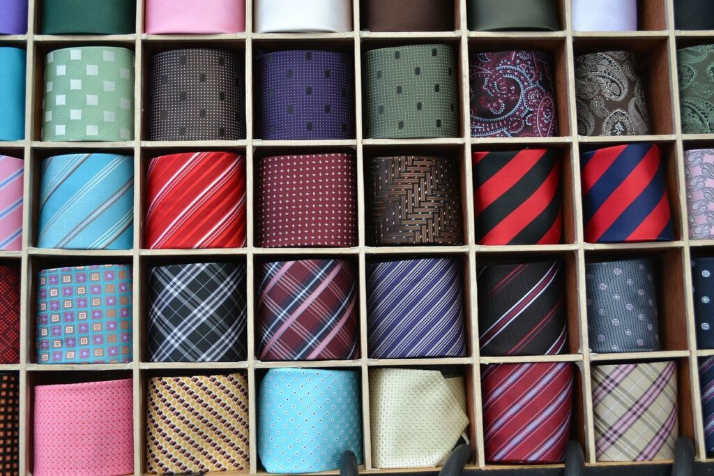 Krawattenhalter Holz Kleiderbügel für Krawatten Aufbewahrung Organizer Schrank 