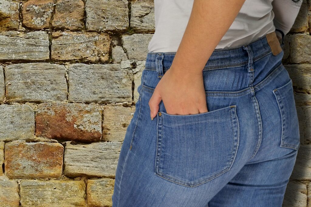 Curvy Jeans
